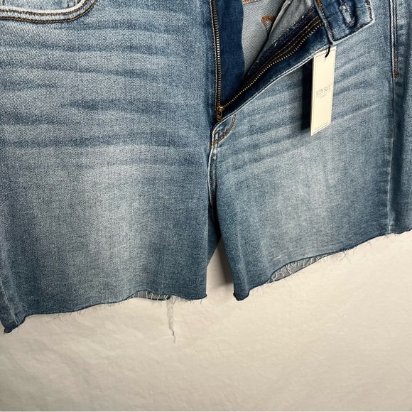 NWT Judy Blue High Waist Cut Off Denim Jean Shorts XL Style JB15276 Light Wash - Picture 7 of 13